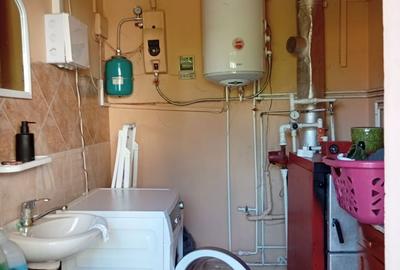 Casă cu 4 camere cu Teren 785 Mp în Central - 11