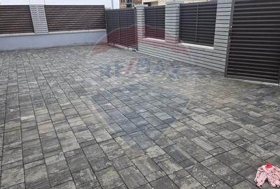 Casă cu 5 camere cu Teren 400 Mp în Dobroești - 12