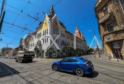 SX575 Piata Traian, Etaj intermediar, Perfect Investitie - 1