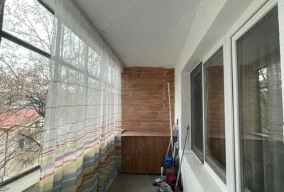 Apartament cu 3 camere decomandat în 1 Mai - 4