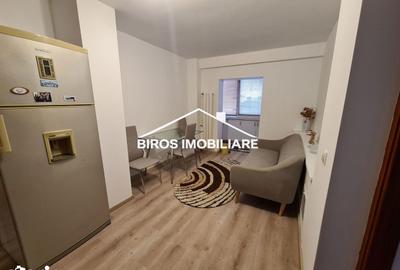 Apartament cu 2 camere decomandat în Rovine - 2