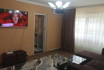 Apartament cu 2 camere semidecomandat în Central - 1
