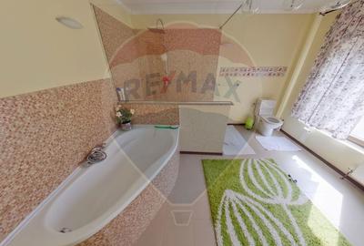 Casă cu 6 camere cu Teren 1505 Mp în Sud-Est - 15