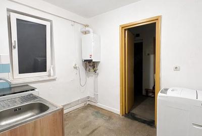 Apartament cu 2 camere decomandat în Traian - 2