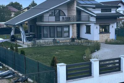 Vanzare proprietate - casa si terenValea Voievozilor Dambovita - 2