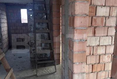 Casa de vanzare la ro?u, Ca?eiu 250 mp utili ?i te - 7