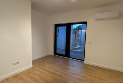 Apartament cu 3 camere în P-ța Victoriei - 8