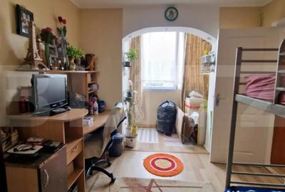 Apartament cu 2 camere semidecomandat, mobilat în Central - 1