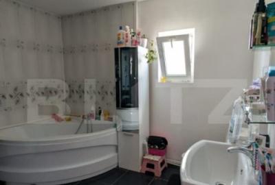Casă cu 4 camere cu Teren 168 Mp în Central - 6