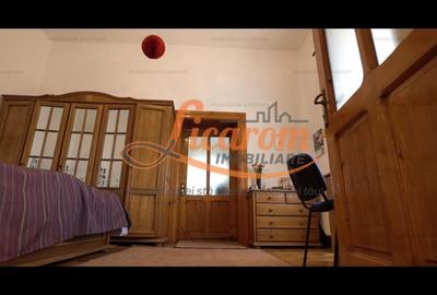 Casă individuală cu 6 camere decomandat cu Canalizare în Stupini - 14