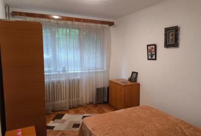Apartament decomandat în Alexandru Obregia - 8
