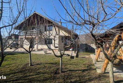 Casă cu 3 camere cu Teren 600 Mp în Central - 13