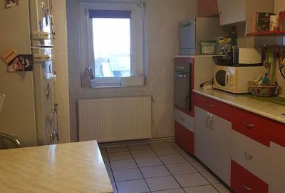 Apartament cu 3 camere decomandat în Cantacuzino - 6