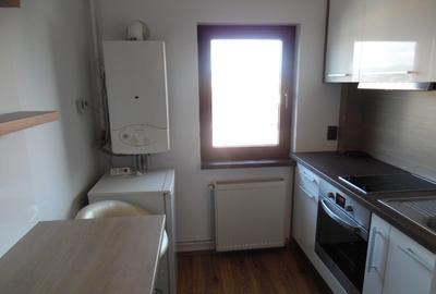 Inchiriez garsoniera in Deva, Saturn (Politie), et. 3 - 25