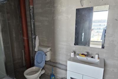 Garsoniera , prima linie la mare - 3