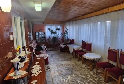 Casă individuală cu 6 camere cu Canalizare în Coiciu - 9