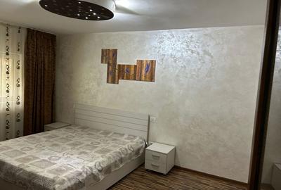 Apartament cu 3 camere decomandat în Central - 3