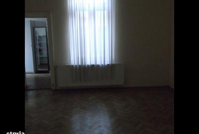 Casă cu 5 camere cu Teren 300 Mp în Central - 6