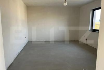 Casă cu 7 camere cu Canalizare în Central - 4