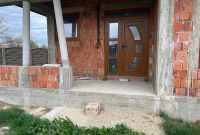 Casă cu 6 camere cu Teren 428 Mp în Coșteiu - 37