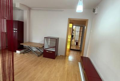 Apartament cu 3 camere semidecomandat în Complex Studențesc - 7