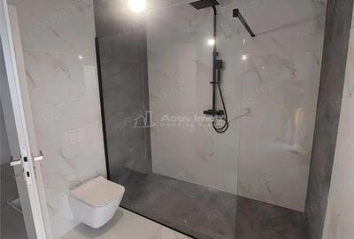 Casă cu Teren 235 Mp în Cetate