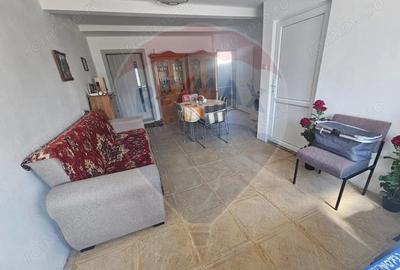 Casă cu Teren 800 Mp în Fârdea - 1