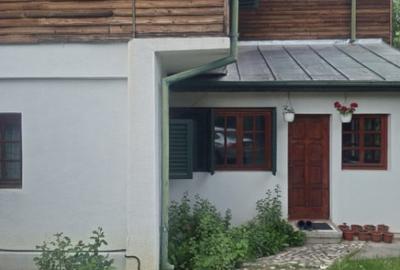 Casă cu 4 camere cu Teren 730 Mp în Izvoarele - 8