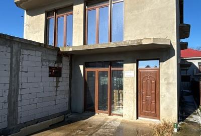 Casă cu 5 camere cu Teren 800 Mp în Schitu - 9