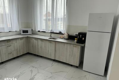 Casă cu 9 camere cu Teren 500 Mp în Sânmartin - 9