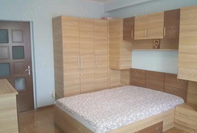Inchiriez apartament 3 camere, bloc nou, Teilor - 8