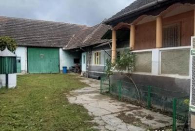 Casă cu 4 camere în Cuciulata - 1