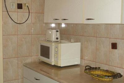 Casă cu 4 camere cu Teren 1000 Mp în Central - 4