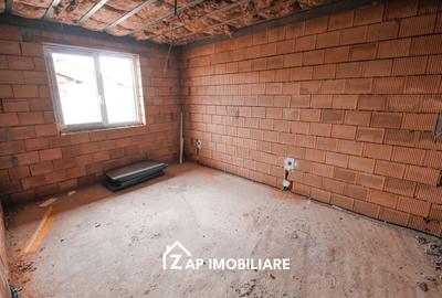 Casă individuală cu 4 camere cu Canalizare în Nazna - 15