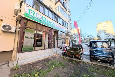 Spatiu Comercial - Stradal, 70 mp , bd.Republicii - 6