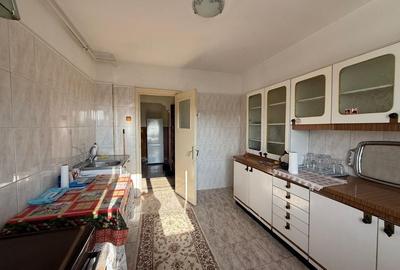 APARTAMENT 3 CAMERE DE VANZARE, ZONA FALEZA NORD - 2