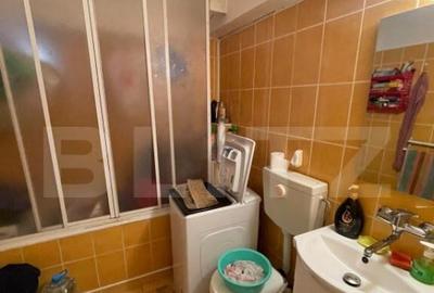 Apartament cu 4 camere , 79 mp, zona Micro 17 - 4