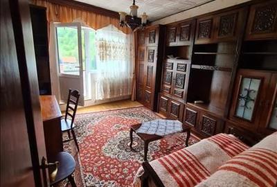 Casă cu 3 camere cu Teren 30 Mp în Schei - 12