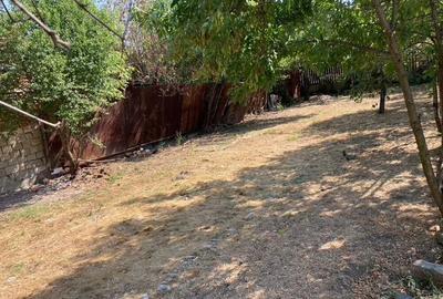 Casa cu teren in Fratelia . - 1