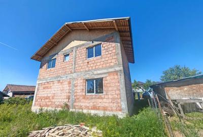 Casă cu 4 camere în Central - 5
