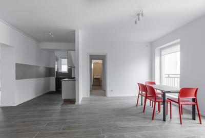 Penthouse , scara interioara , terasa cu vedere superba in Parcul Tineretului - 9
