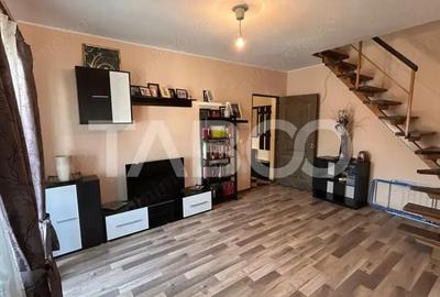 Apartament de vanzare 4 camere mobilat utilat si balcon Vasile Aaron - 3