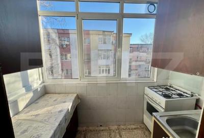 Apartament cu 2 camere decomandat, mobilat în Brazda lui Novac - 3