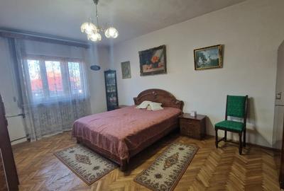 Casa cu 5 camere, 200mp, Centru - 6