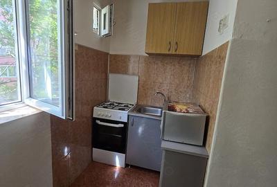 Garsonieră semidecomandată în Vitan - 3