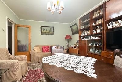 Apartament cu 3 camere decomandat în Berceni - 3