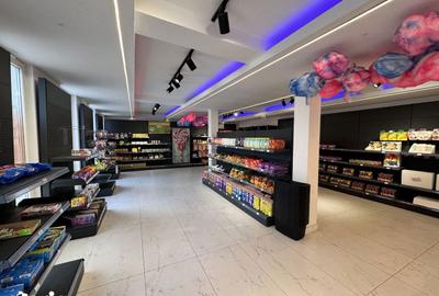 Spațiu comercial, de 250 mp, în Central