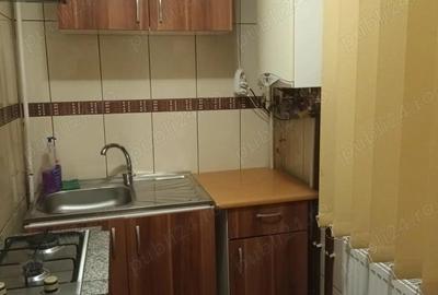 Agentie inchiriem garsoniera decomandata Brazda etaj.2, mobilata Centrala - 3