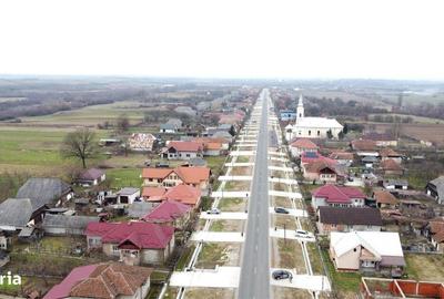 Casă cu 3 camere decomandat cu Teren 4748 Mp în Pomi