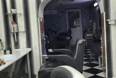 Spațiu comercial, de 150 mp, în Central - 3